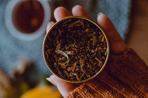 The Best Loose Leaf Teas for Hangovers