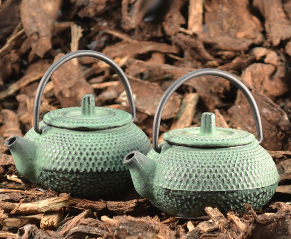 BRUU - The Gourmet Subscription Tea Club - Shinji Mini Cast Iron Teapot -  